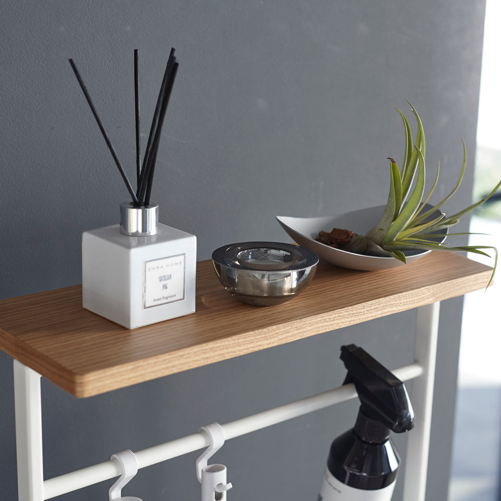 Portaombrelli Sospeso Con Piano In Legno