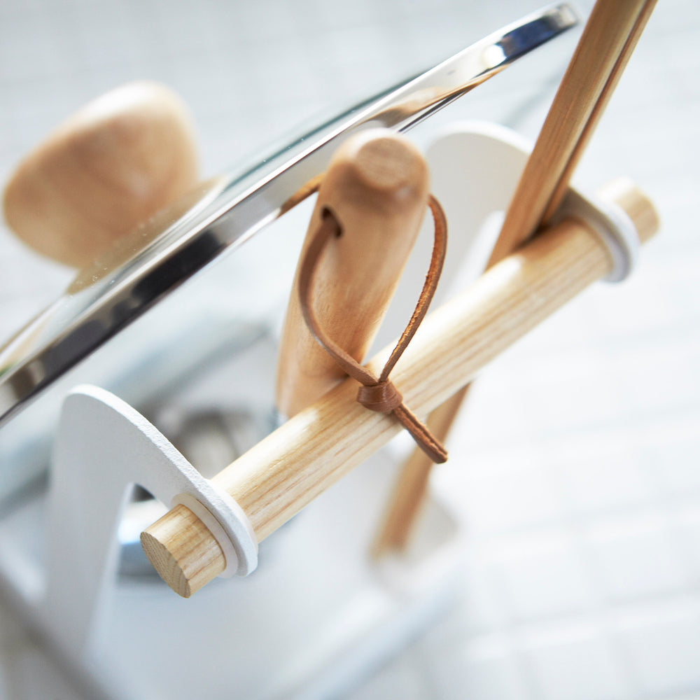 Supporto Per Mestoli E Coperchi Di Pentole