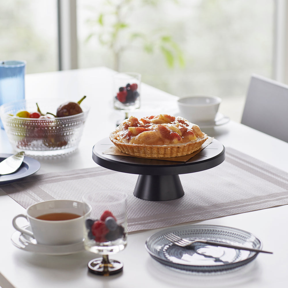 Reversible Cake Stand