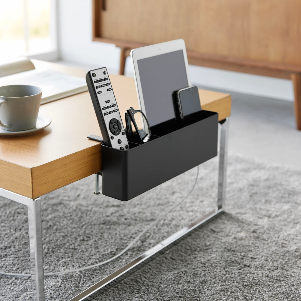Schmaler Tisch-Klemm-Korb – Yamazaki Home Europe