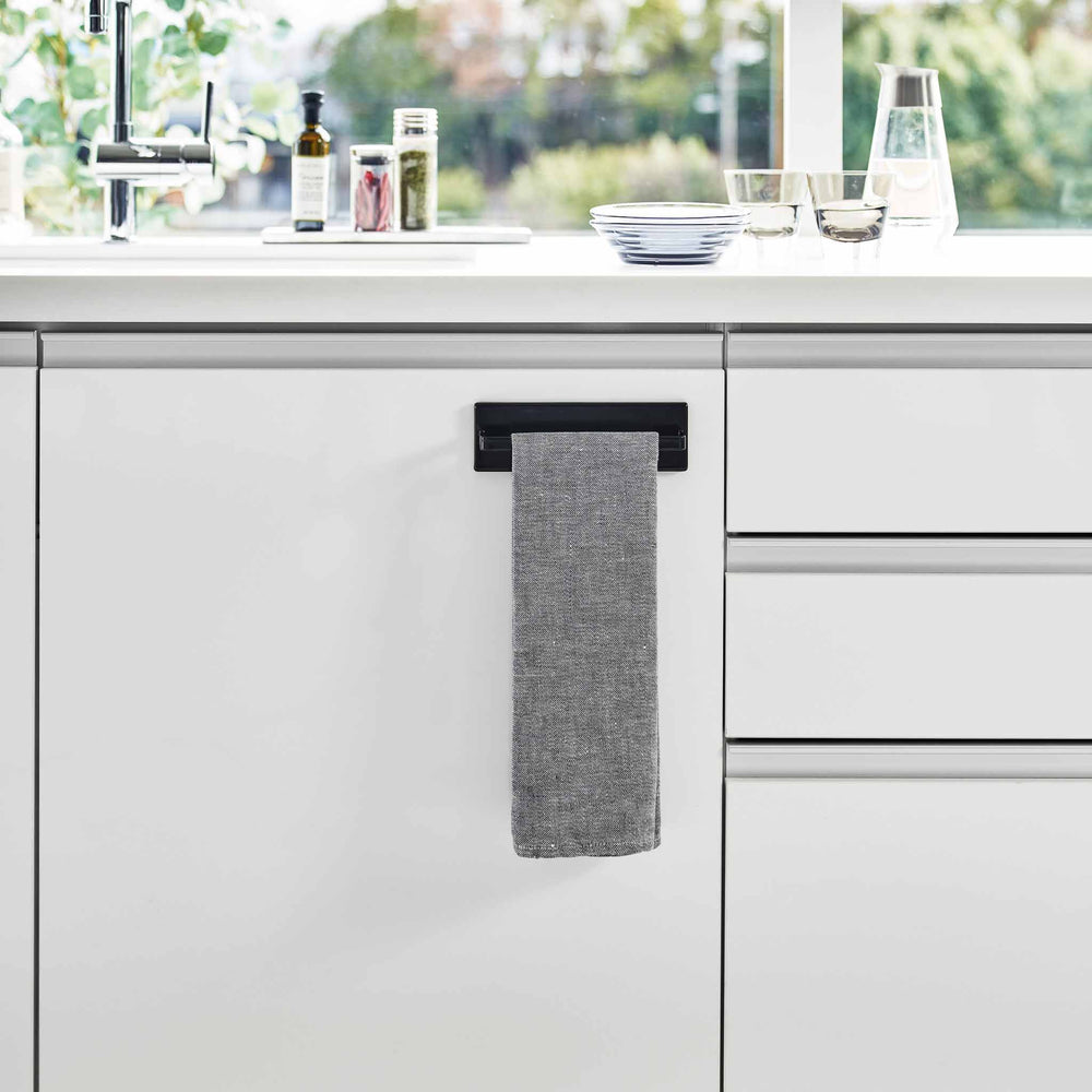 Organizer Per Lavello In Acciaio: Scolapiatti Porta Spugna Con Drenaggio Automatico, Asta Per Asciugamani, Misura 23x10x9 Cm, Colore Argento