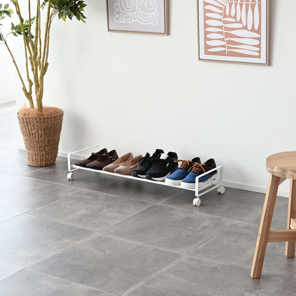 Scarpiera a 5 livelli in metallo nero - L63 cm | Maisons du Monde Scarpiera a 5 livelli in metallo nero - L63 cm | Maisons du Monde