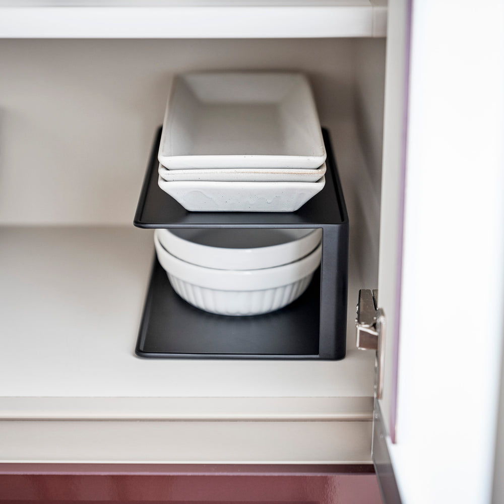 geschirr platzsparend aufbewahren Geschirr-Organizer – Yamazaki Home Europe