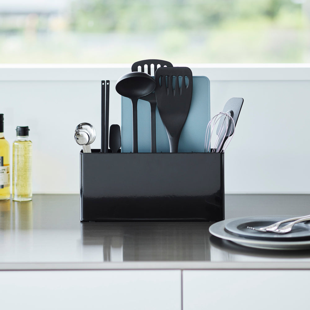 Küchenutensilien- und Schneidebrett-Halter – Yamazaki Home Europe