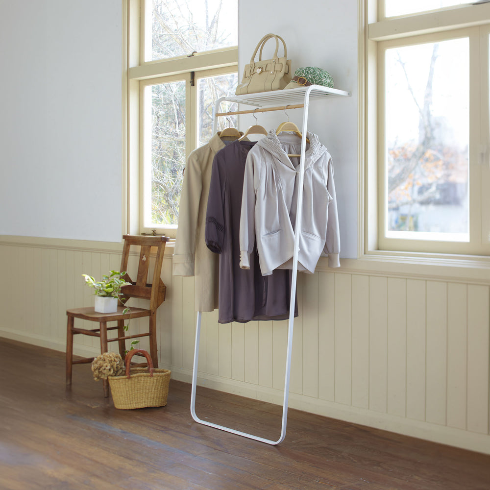 Leaning Coat Rack with Shelf – Yamazaki Home Europe