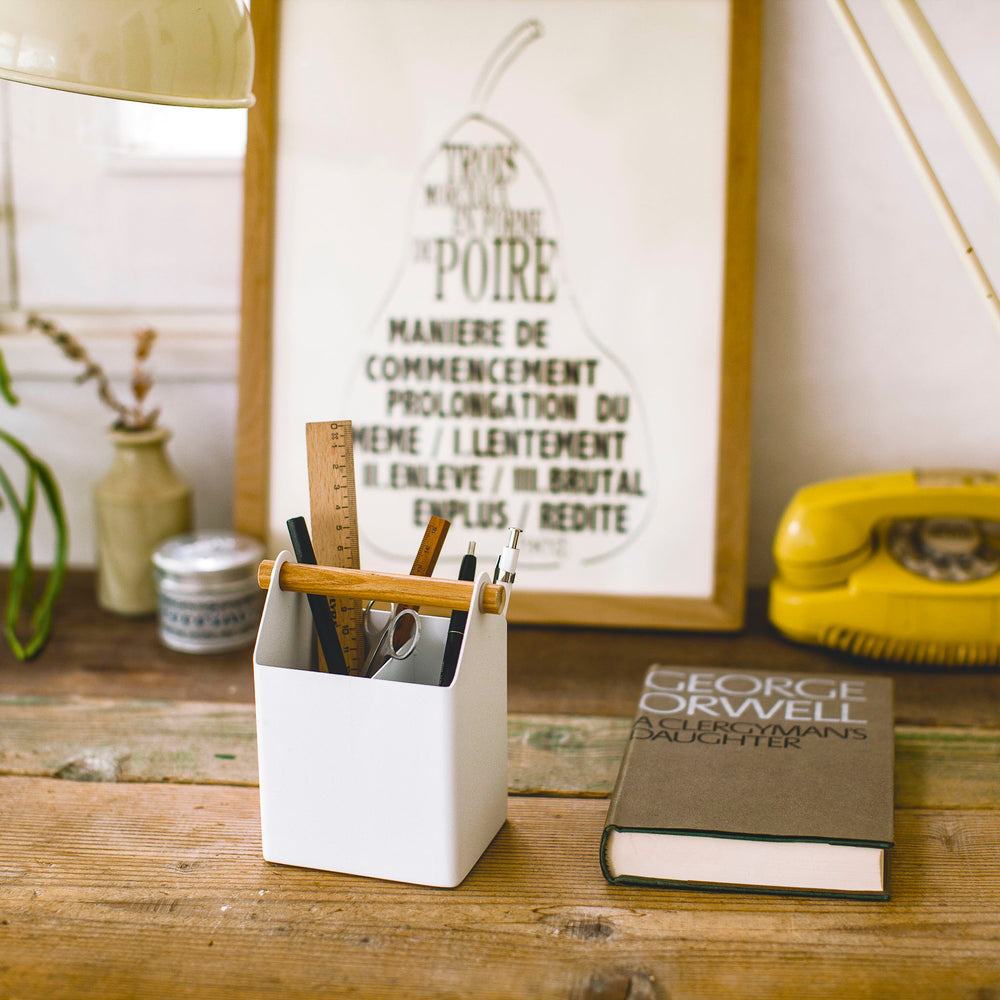 Pen Stand
