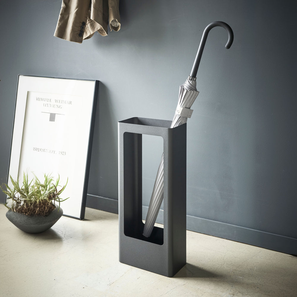 Schmaler Schirmständer – Yamazaki Home Europe