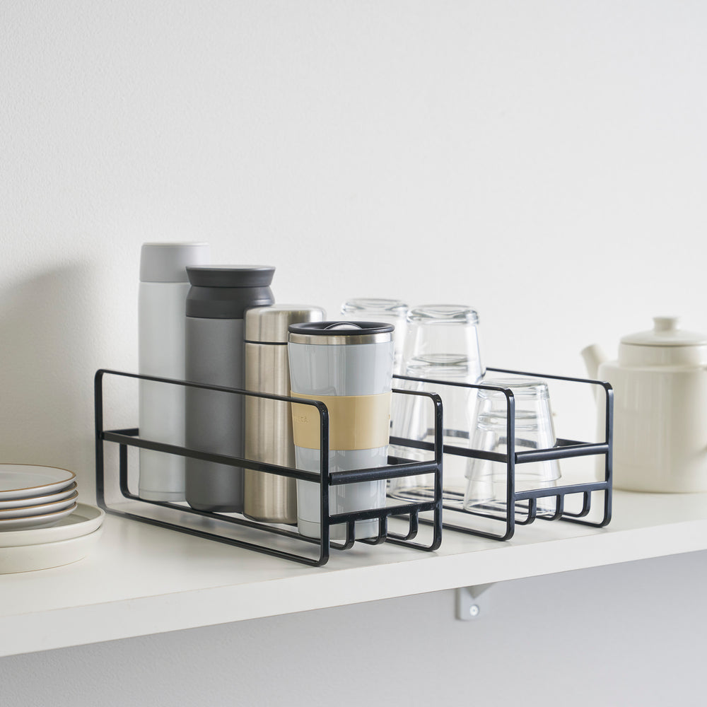gläser aufbewahrung gastro Tassen- und Gläser-Organizer – Yamazaki Home Europe
