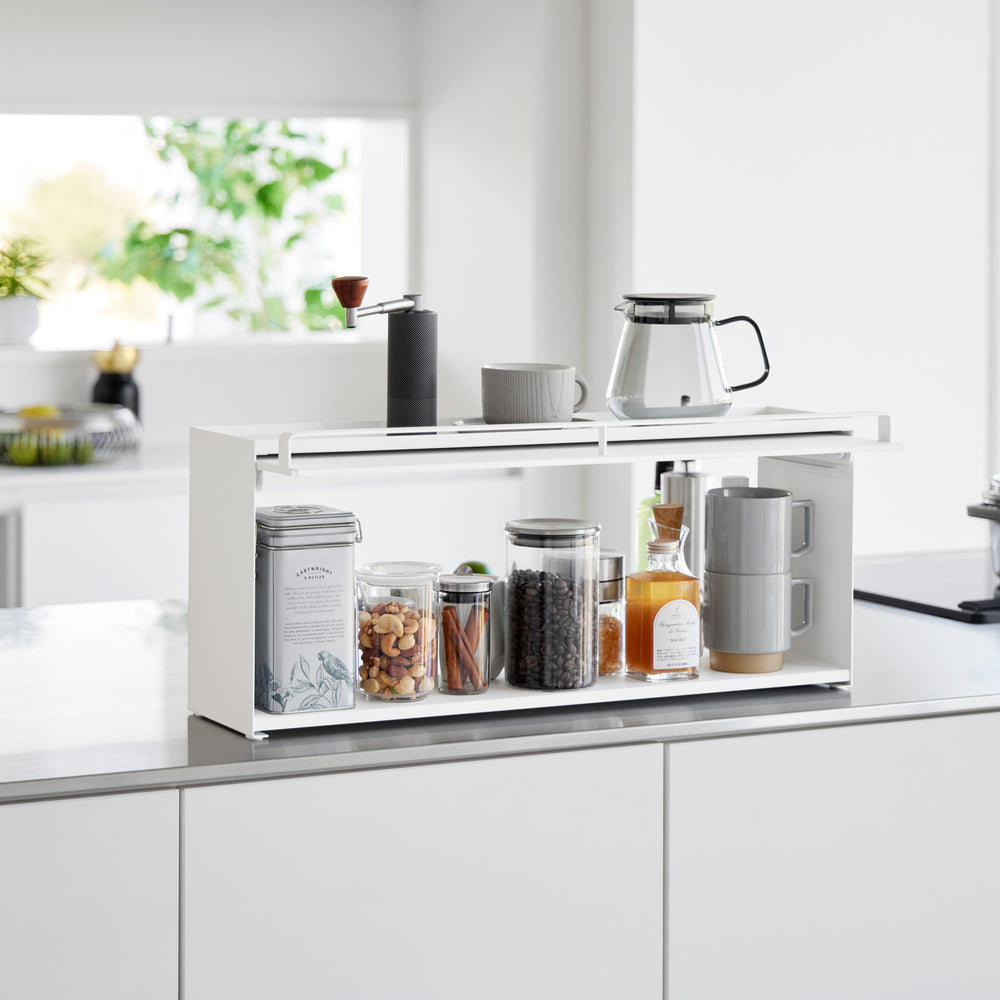 Halbgeschlossene Aufbewahrungsbox für die Küchenzeile – Yamazaki Home Europe