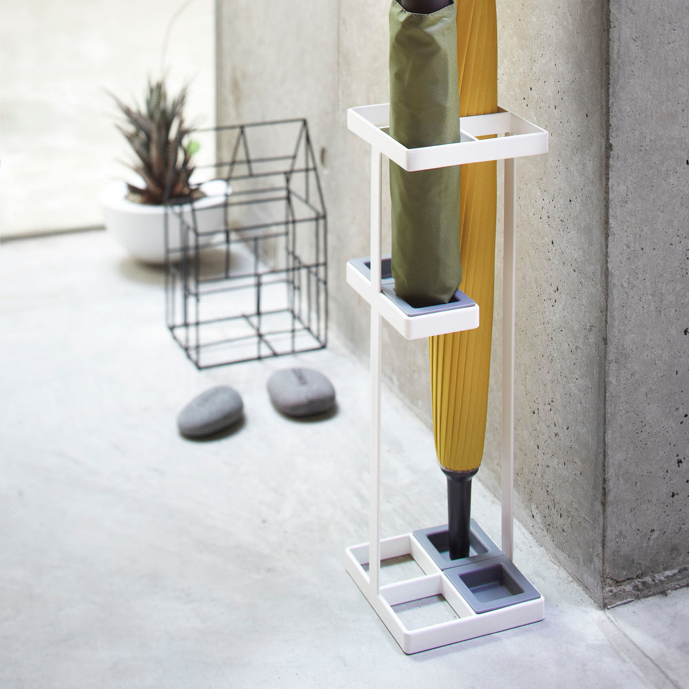 【DANESE】Sicilia 56 Umbrella stand SICILIA 56 Umbrella stand By Danese Milano | design Bruno Munari