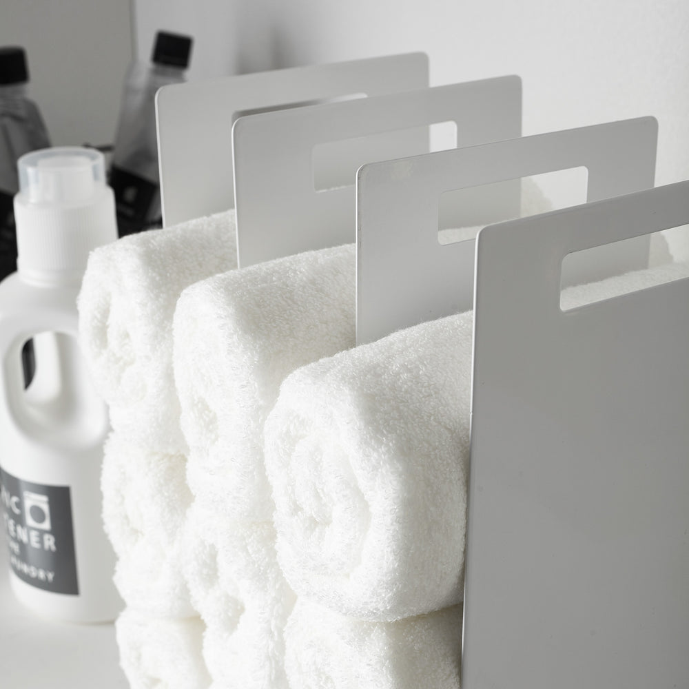 handtücher gerollt aufbewahren Handtuchaufbewahrung (2er-Set) – Yamazaki Home Europe