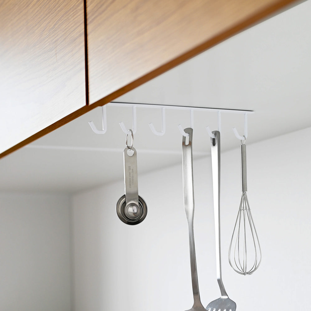 Ganci Da Cucina Yamazaki Under Shelf Rack, In Acciaio Bianco, Per Appendere Strofinacci E Rotolo Carta