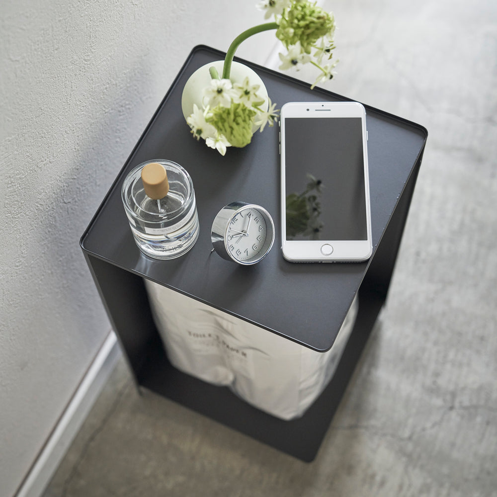 Rangement pour papier hygiénique à roulettes