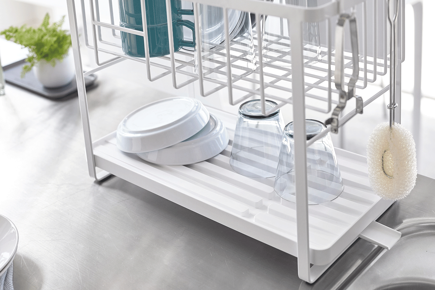 https://theyamazakihome-europe.com/cdn/shop/products/4386-TOWER-2-LEVEL-DISH-DRAINER-RACK-WH-06_1400x.gif?v=1618321053